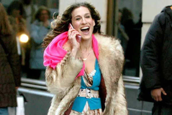 Get Carrie Bradshaw’s look: Fashionable and New Yorker